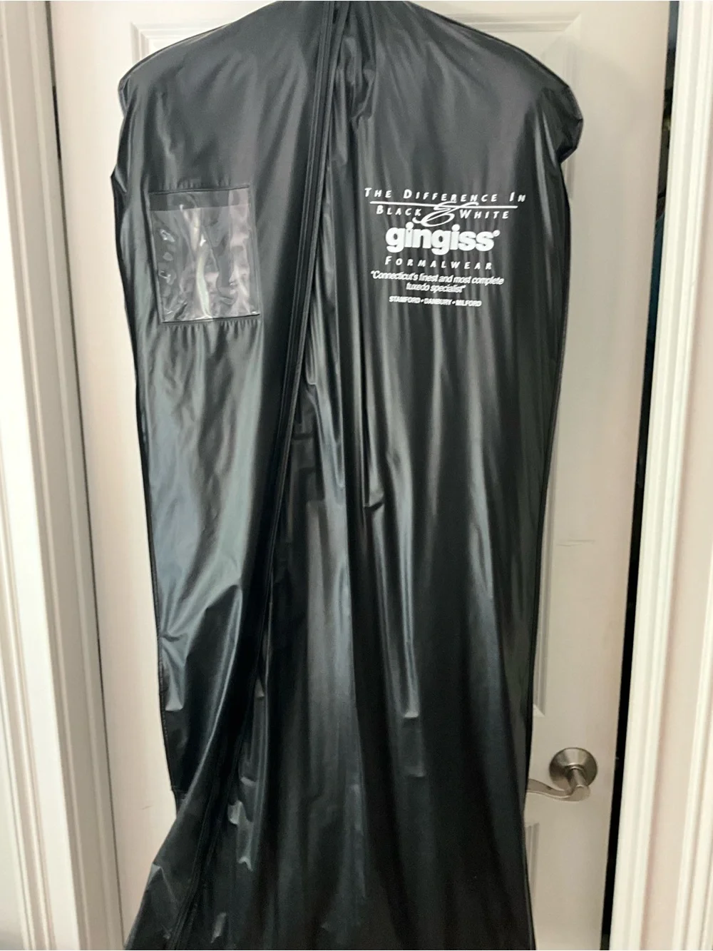 Gingiss Tuxedo Men’s Large - Adjustable.  Vintage and only worn twice.